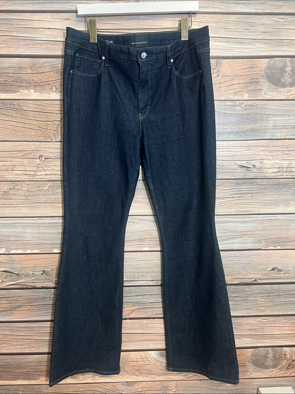 White House Black Market Dark Indigo High Rise Skinny Flare Sculpt NWOT Jeans